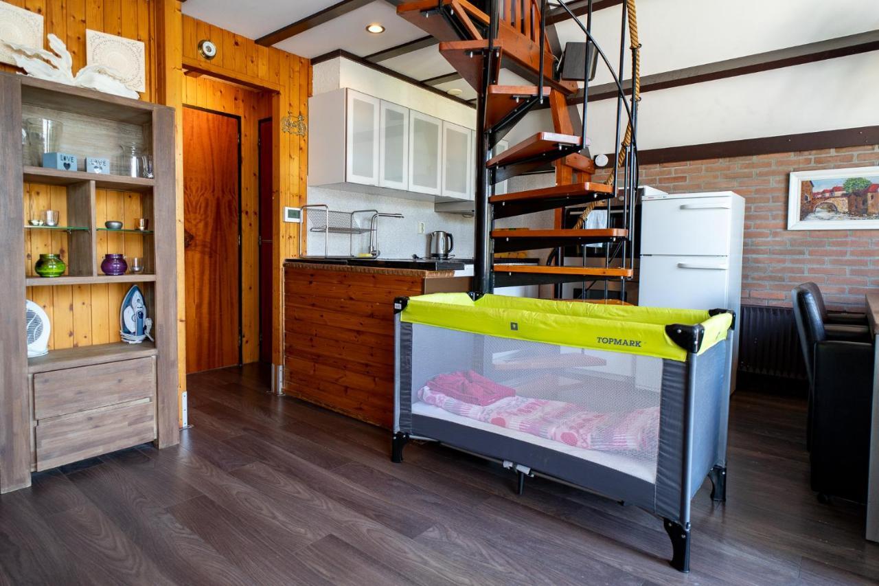 Appartamento Lovely House Till 6 P. Near Amsterdam, Sea Opmeer Esterno foto