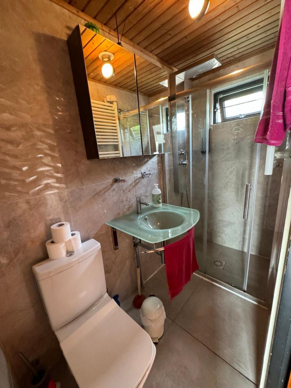 Appartamento Lovely House Till 6 P. Near Amsterdam, Sea Opmeer Esterno foto
